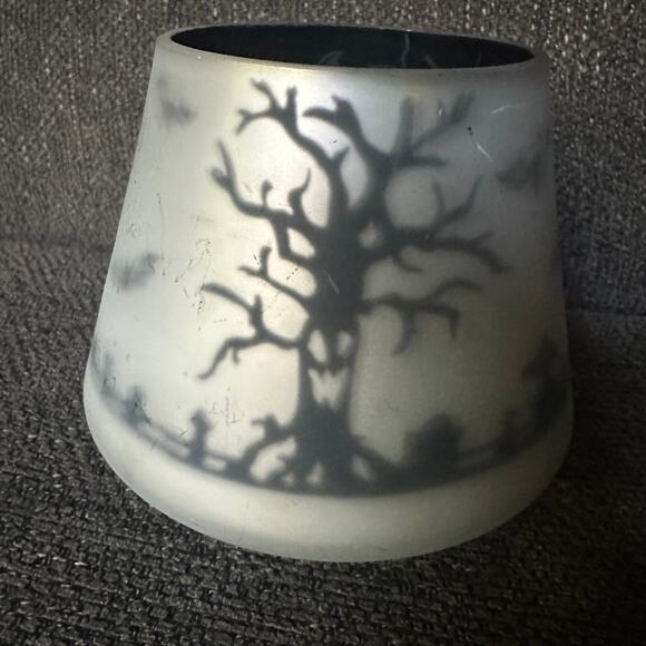 Halloween Yankee Candle Jar Topper Haunted House Witch Bats Frosted Satin Glass - Picture 3 of 6